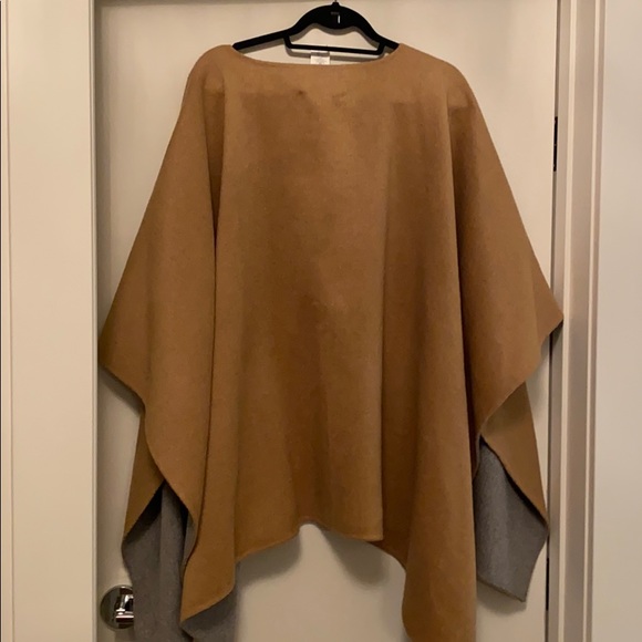 Michael Kors Camel Poncho - Picture 4 of 4